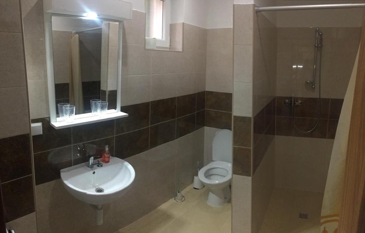 Štúrovo Sunny Apartman מראה חיצוני תמונה